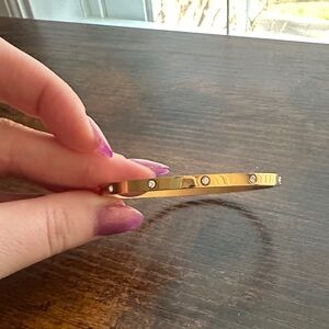 Elegant Gold Bracelet with Crystal Accents